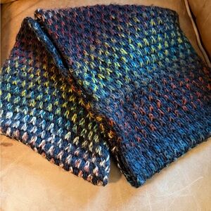 Fraas Vibrant Knit Scarf